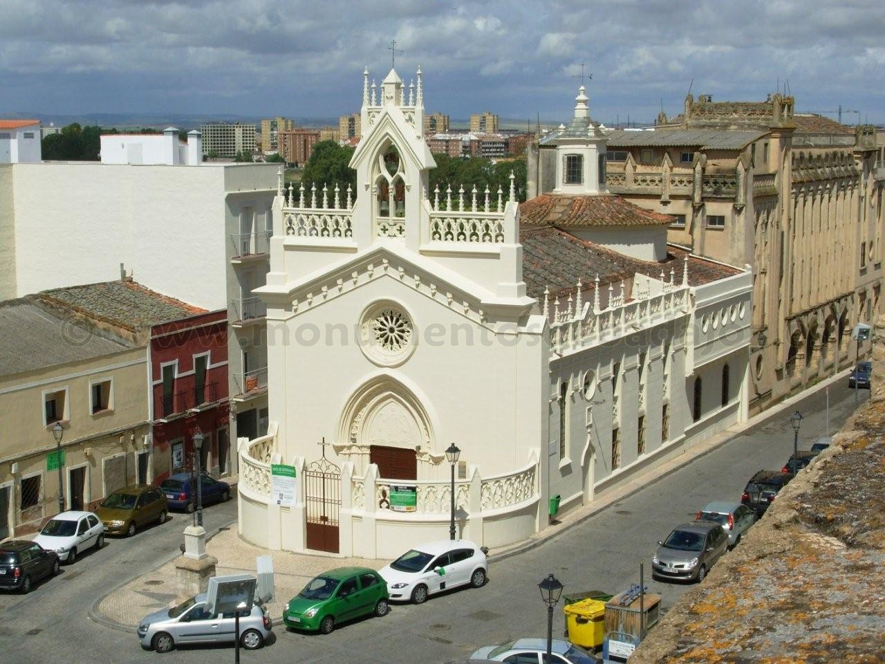 Historicismo Neogtico en Badajoz: Convento de las Madres Adoratrices