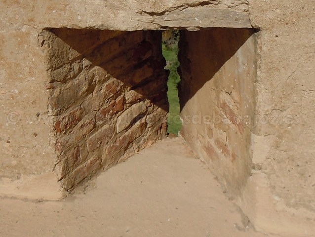 Adarve o paseo de ronda de la muralla de la Alcazaba de Badajoz