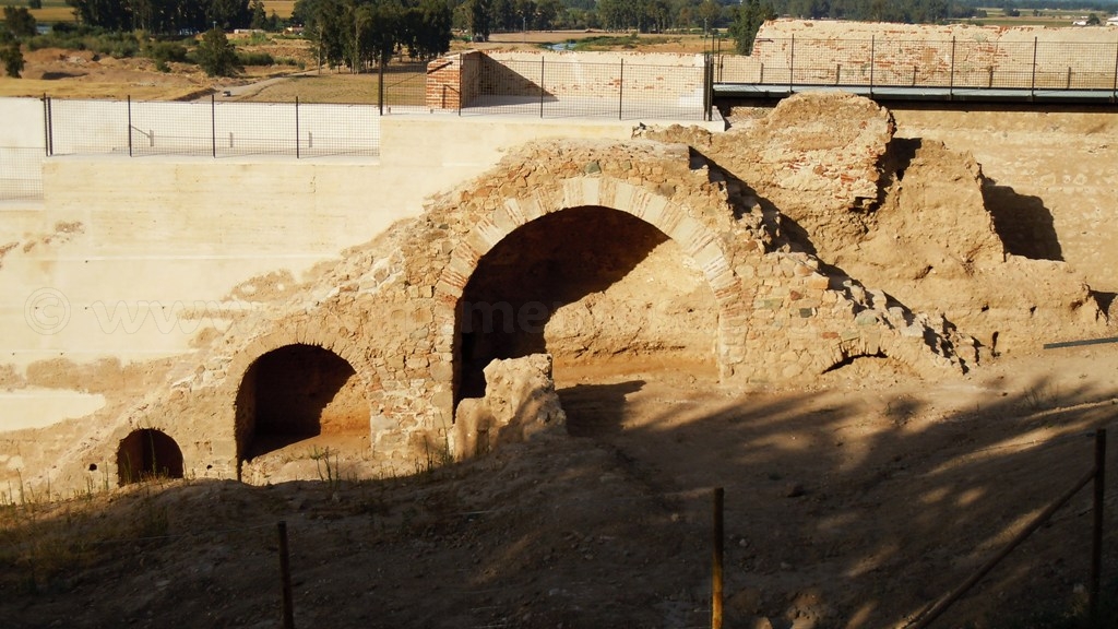 Escalera almohade en la muralla de la Alcazaba de Badajoz