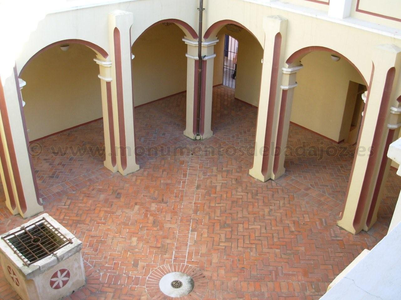 Claustro del Antiguo Convento de Santa Catalina, Badajoz