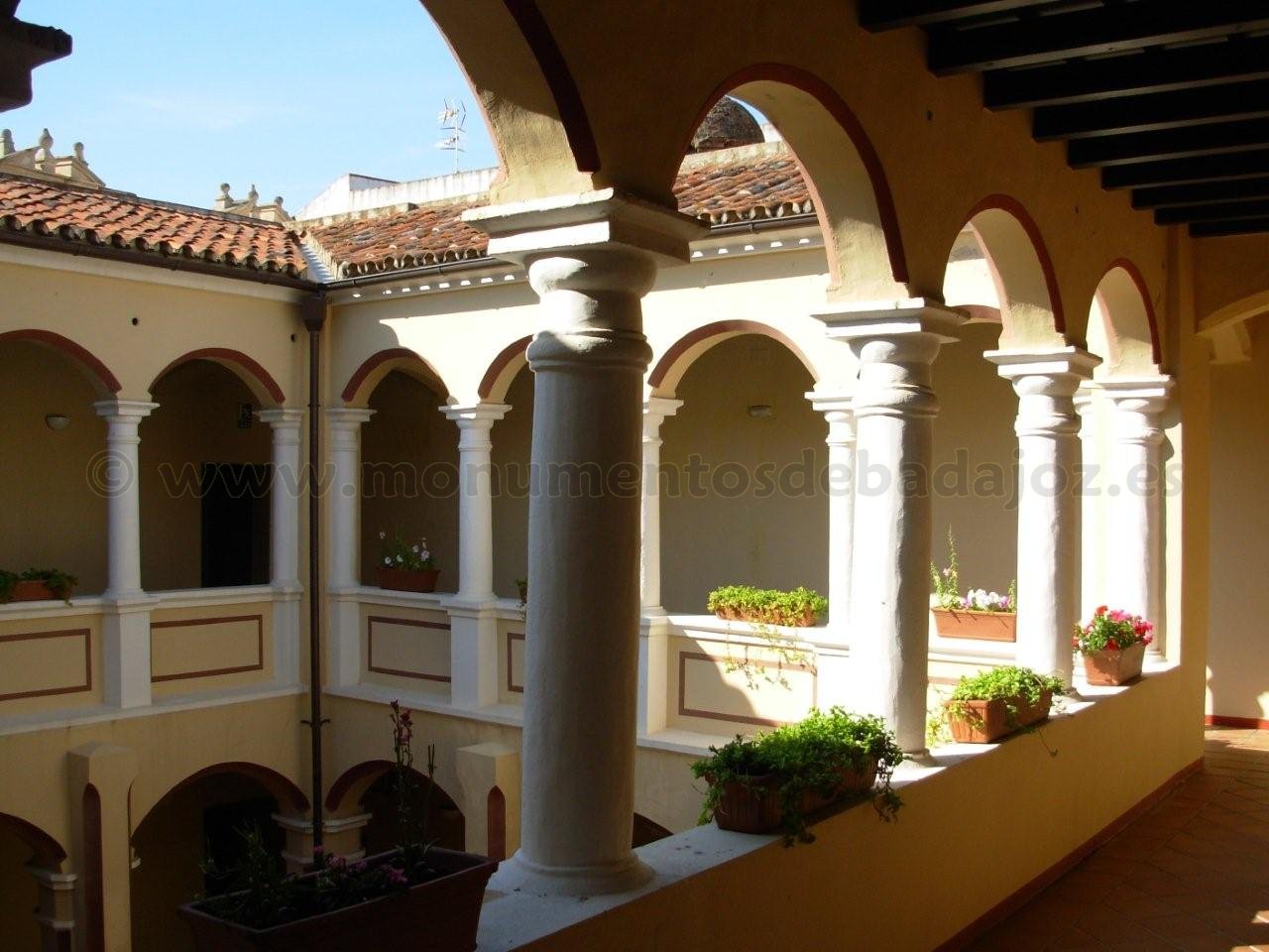 Claustro del Antiguo Convento de Santa Catalina, Badajoz